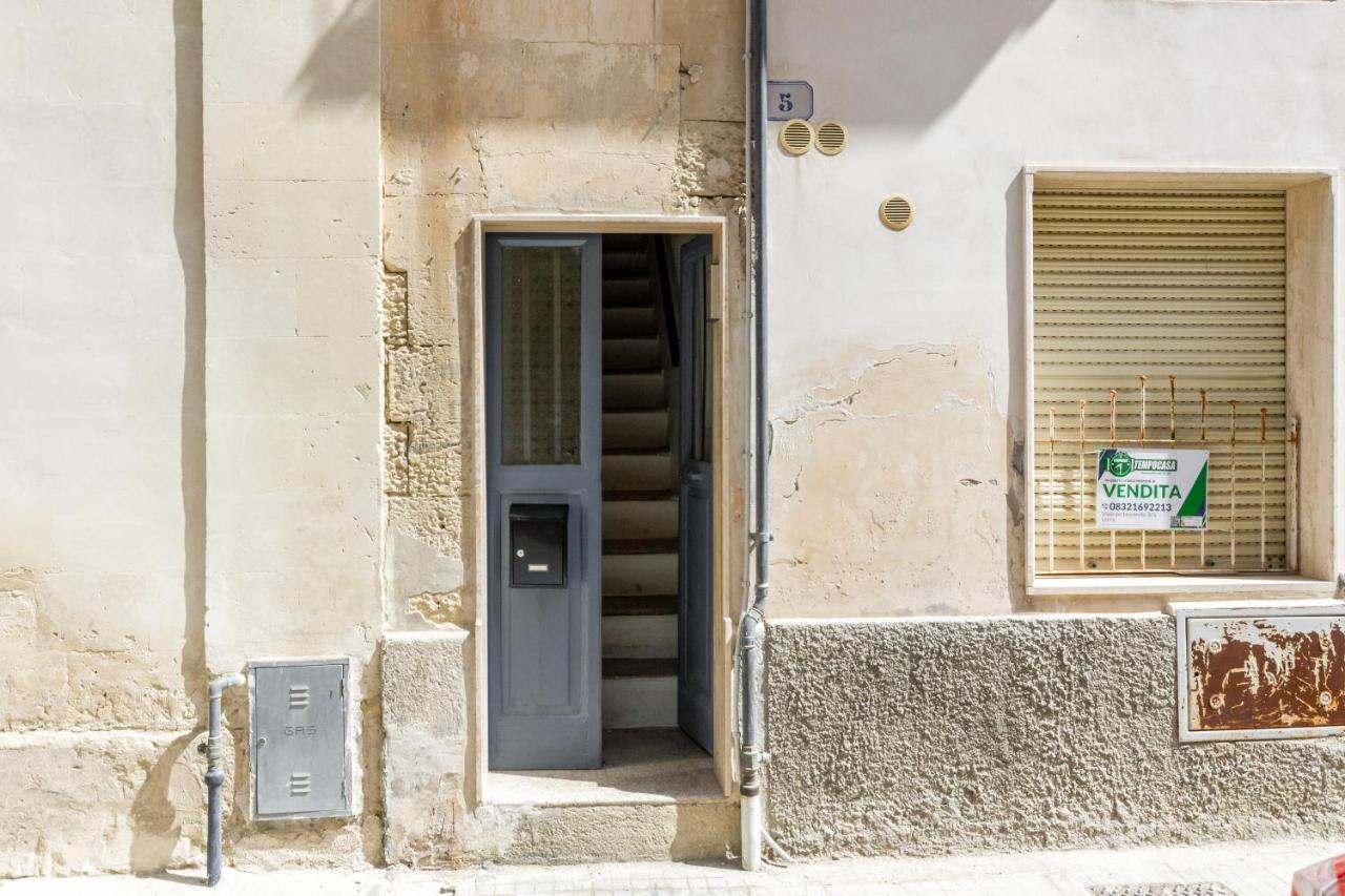 Lecce Center Charming Flat With Terrace Apartman Kültér fotó