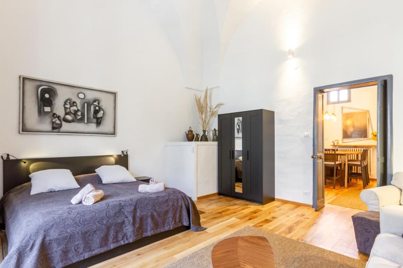 Lecce Center Charming Flat With Terrace Apartman Kültér fotó