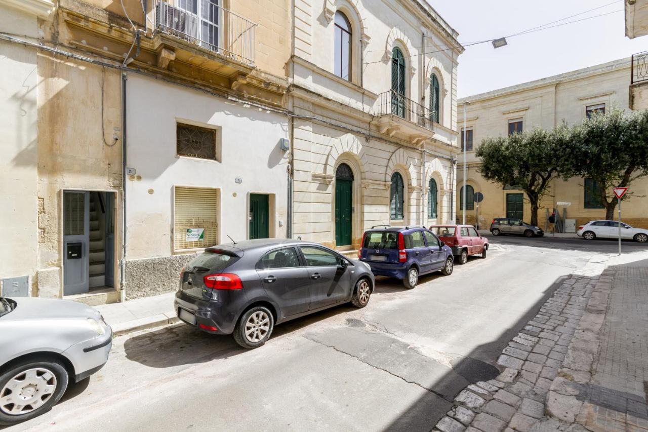 Lecce Center Charming Flat With Terrace Apartman Kültér fotó